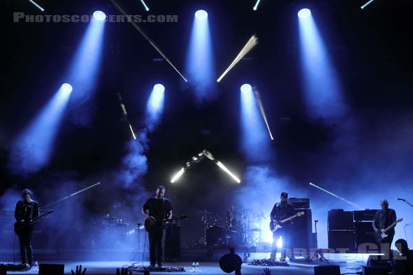 MOGWAI - 2019-07-06 - HEROUVILLE SAINT CLAIR - Chateau de Beauregard - Scene John - 